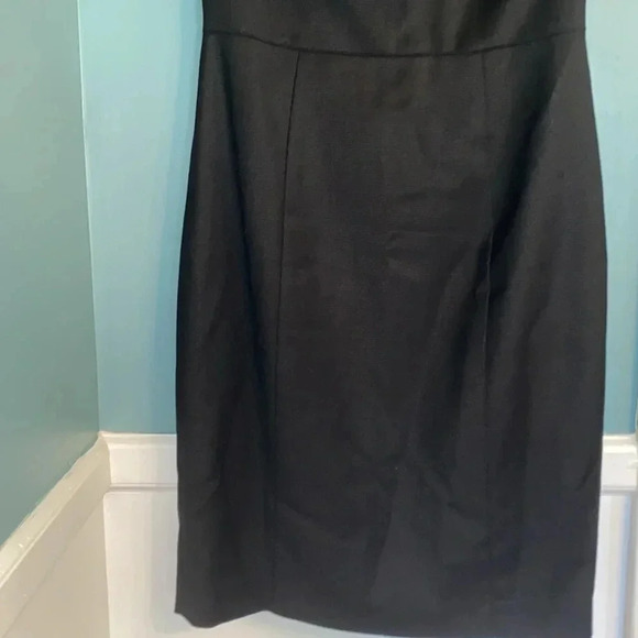 Reiss black wool blend short sleeve dress - size 6 - great condtion - cut outs - Picture 7 of 10